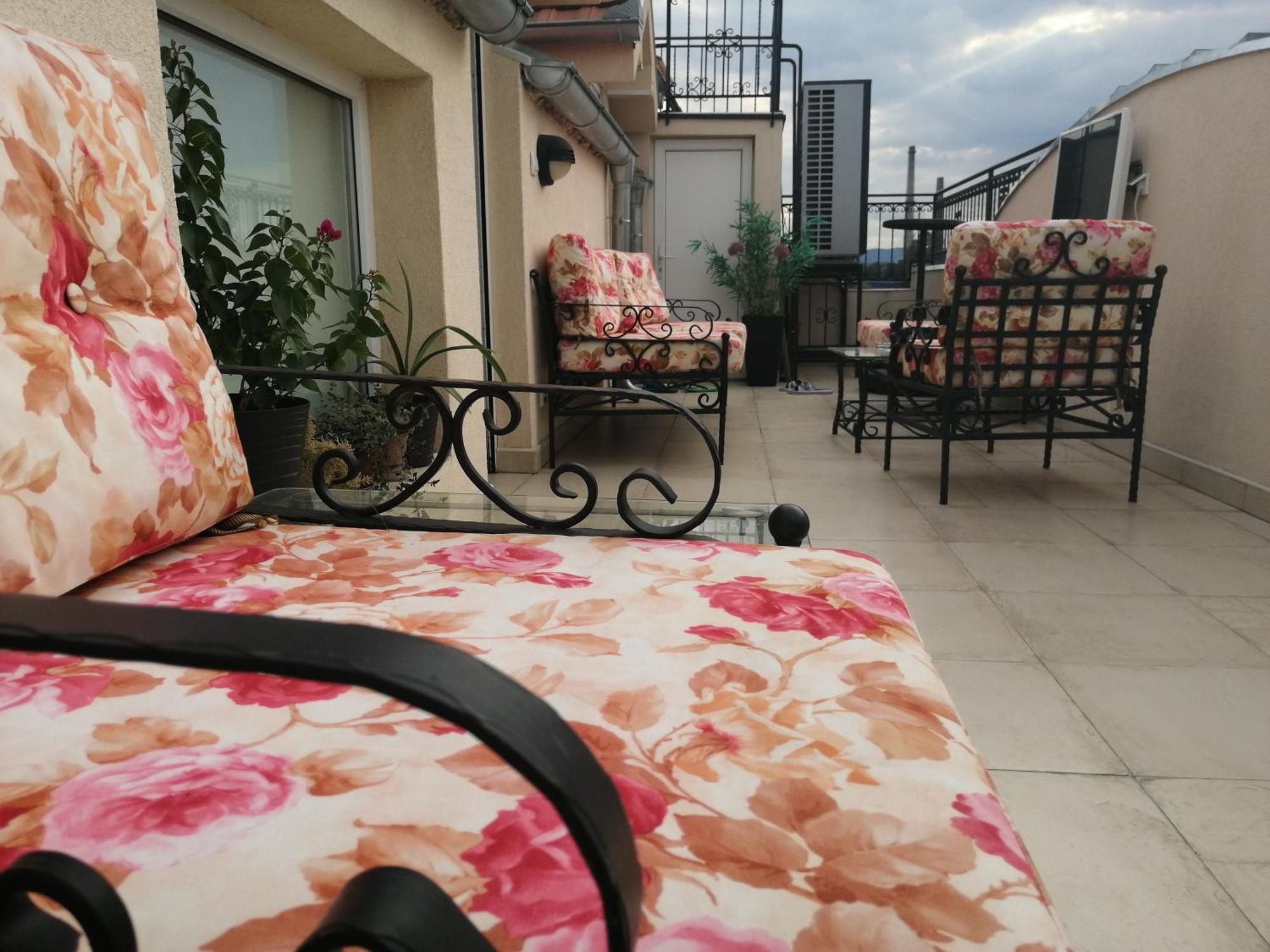 New And Nice Apartments Kragujevac Buitenkant foto